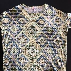 NWT LuLaRoe Irma Tunic Size Small Top Short Sleeve